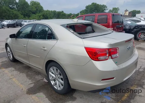 2015 Chevrolet Malibu 2Lt z USA, uszkodzony, nr VIN 1G11D5SL1FF302750